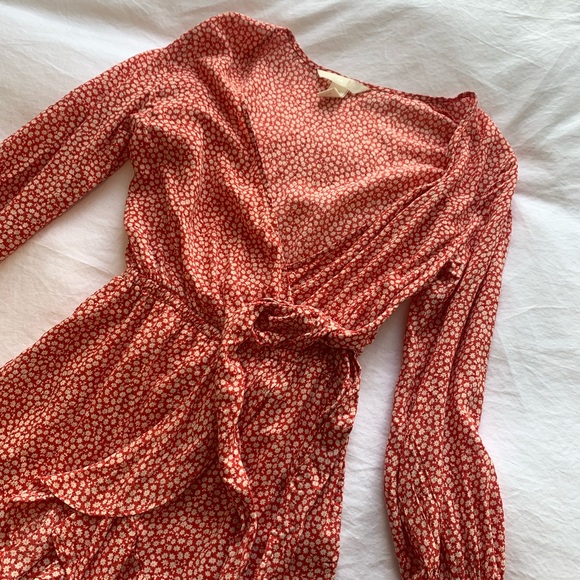 H&M red floral long sleeve romper - Picture 5 of 6